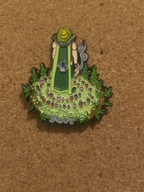 I Made A New Skillcape Pin Bud Tender Scape