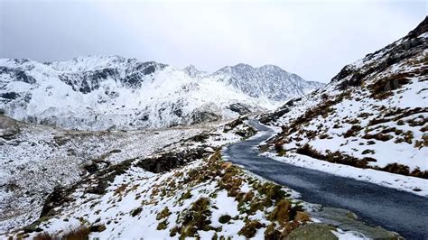 What You Absolutely Need To Know Before Climbing Snowdon