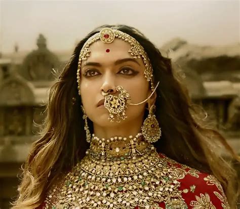 Tanishq Creates A Special Collection Of Jewellery For Padmavati Vogue India Vlr Eng Br