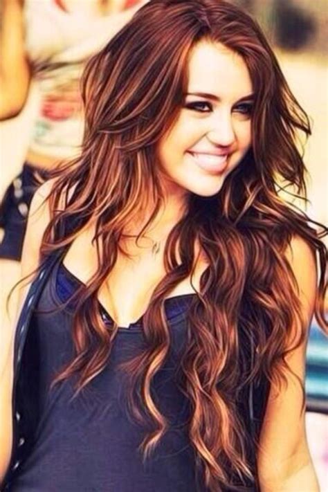 Top Beautiful Wavy Long Hairstyles To Inspire You Long Hair Styles Miley Cyrus Hair Hair