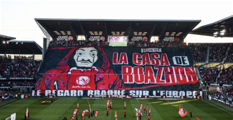 French national team plays here tomorrow and should be a great game. Football : votez pour élire le plus beau tifo de l'année ...