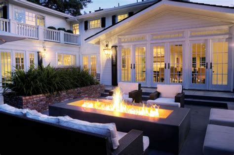 Backyard patios designs is one that you'll need as you will make your patio in backyard with patio and in your backyard. 44 Amazing Ideas For Your Backyard Patio and Deck Space ...