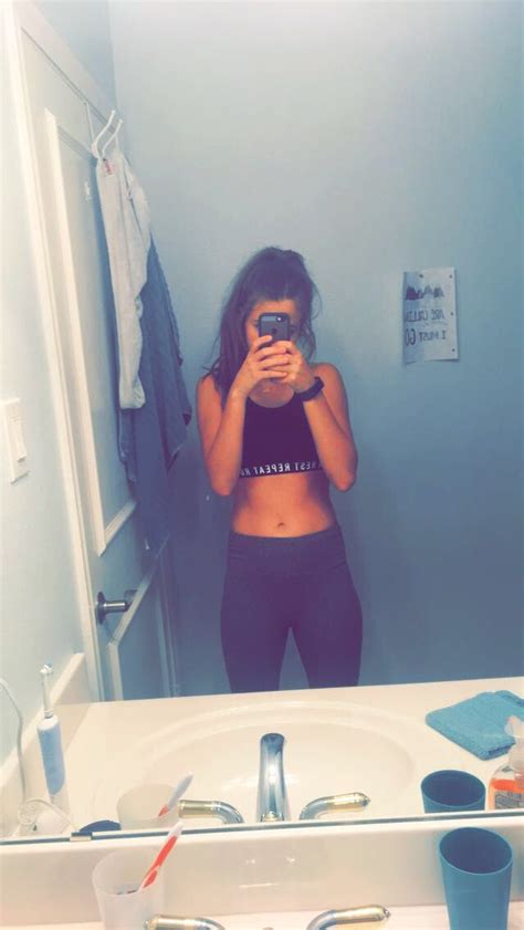 Teen Girl Topless Mirror Selfie Pinuderest Com My Xxx Hot Girl