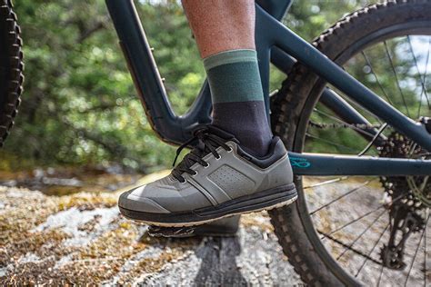 Best Mountain Bike Shoes Of 2024 Switchback Travel