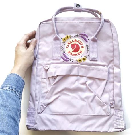 Kanken Embroidery Lavender Kanken Pastel Lavender Fjallraven