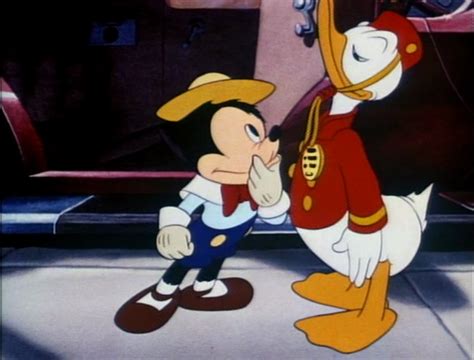 Stay Toond Bellboy Donald 1942