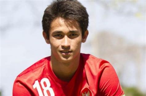 5 Pemain Sepak Bola Indonesia Yang Enggak Hanya Keren Tapi Juga