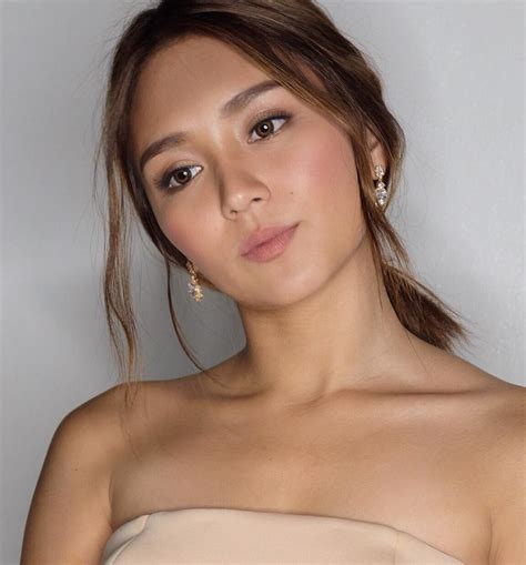 Look 12 Times Kathryn Bernardo Proved That Pinay Beauty Can Captivate The World Abs Cbn