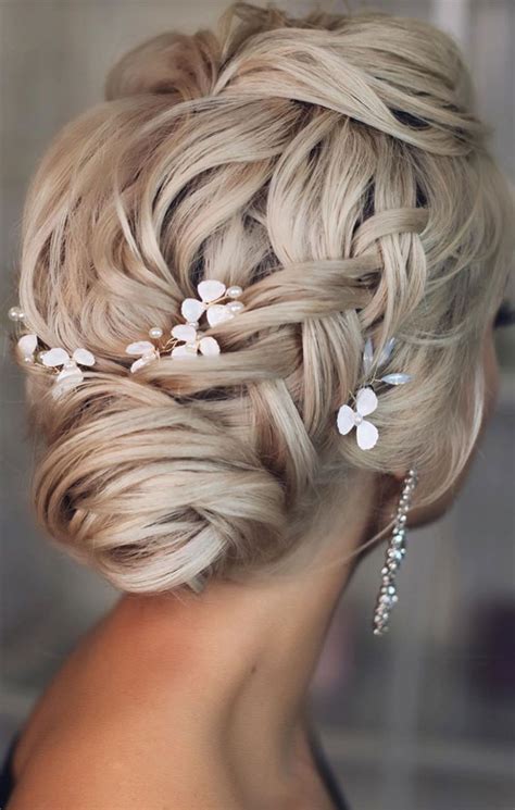 The Most Romantic Wedding Hair Dos To Get An Elegant Look Charming
