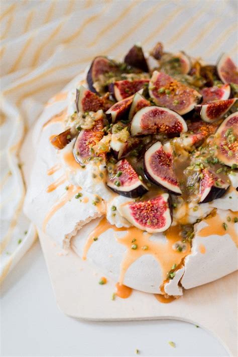 Klassiker und andere rezepte kuchen pavlova. Feigen Pavlova | Lebensmittel essen, Pavlova, Rezepte