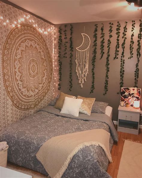 #2 diy textured wall hanging. Boho room 🌿 💖 vine wall decor in 2020 | Boho room, Decor, Room
