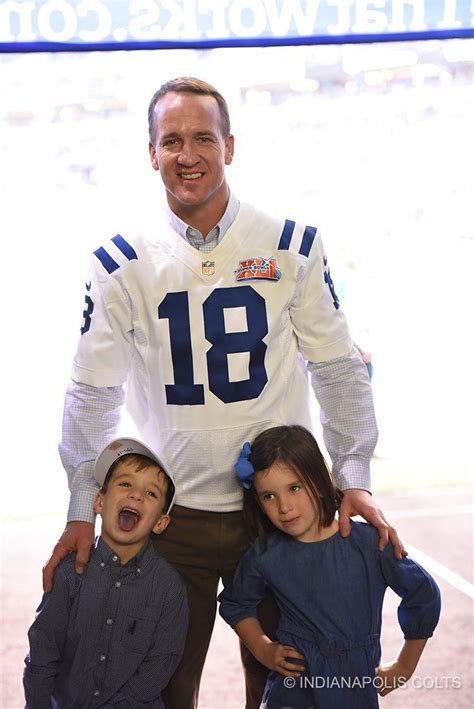 Peyton And His Kids At The Colts Reunion Party 11 20 16 Peyton