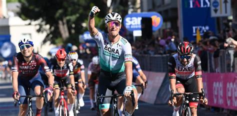 Tao geoghegan hart se hace con la victoria en sestriere al esprint por delante de hindley. Giro de Italia 2021 | Horario, perfil, recorrido y donde ...