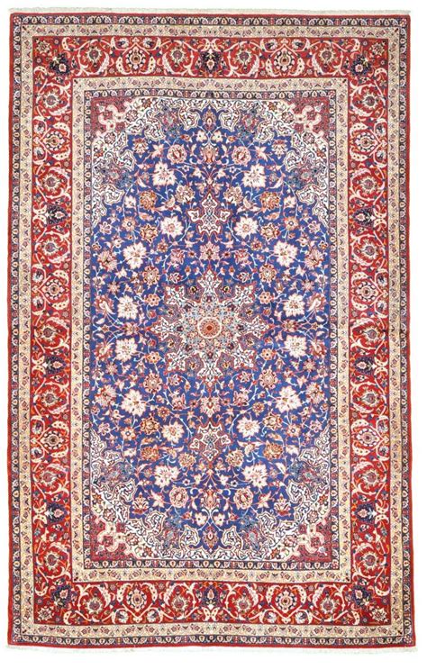 Isfahan teppiche sind sehr farbenfrohe teppiche, die das komplette farbspektrum beinhalten. Orientteppich Lexikon: Isfahan Teppiche | alle Fakten