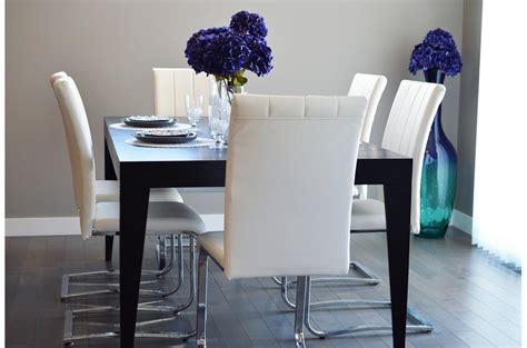 La hauteur idéale d’une table de salle à manger est de 70 cm ! - Pwiic.com