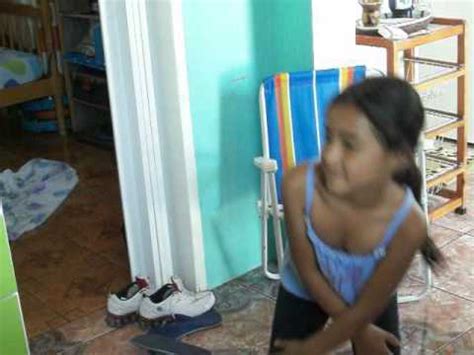 By ana cóppola dancer 3 years ago. menina de 7 anos dançando fank - YouTube