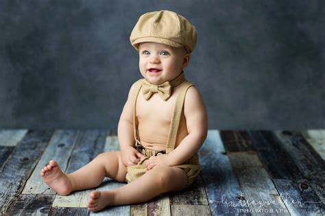 One Year Milestone Dallas Baby Photographer Lindsay Walden
