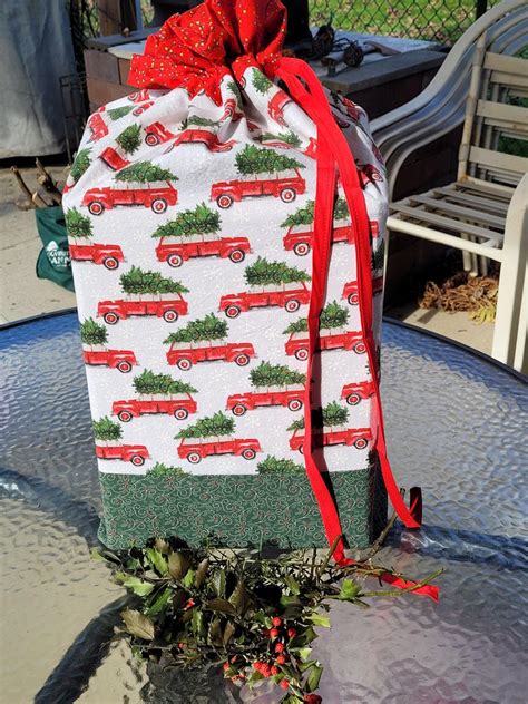 Reusable Christmas Wrap Bag 10 Steps With Pictures Instructables