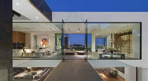 Spectacular Modern Living Above La Reveals Jaw Dropping Views Glass