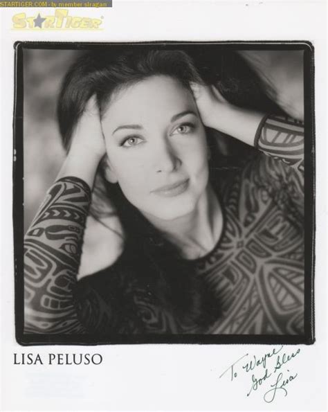 Lisa Peluso Autograph Collection Entry At Startiger