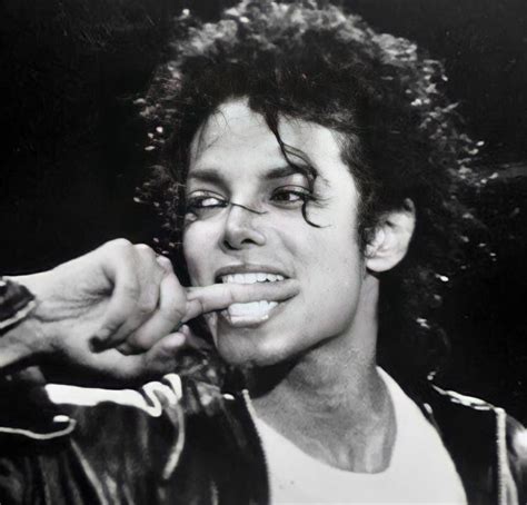 Michael Jackson Michael Jackson Painting Michael Jackson Smile Photos