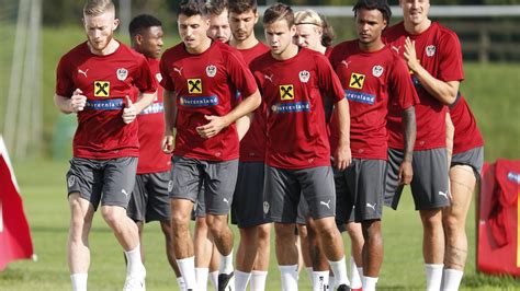 Auf www.watchlivetv.de kann man jeden fußball live stream ansehen, kostenlos ohne anmeldung. Heute LIVE: Österreich gegen Schweden - Live-Stream & TV ...