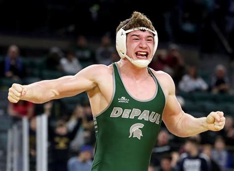 Depauls Connor Oneill Is S Big North Wrestler Of The Year And