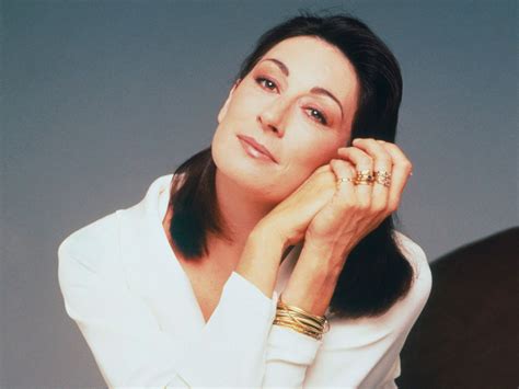 Anjelica Huston Anjelica Huston Wallpaper 43428697 Fanpop