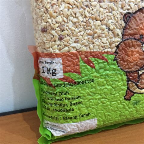 Kacang Cacah “Golden Nuts” 1 KG – SKPFood.com