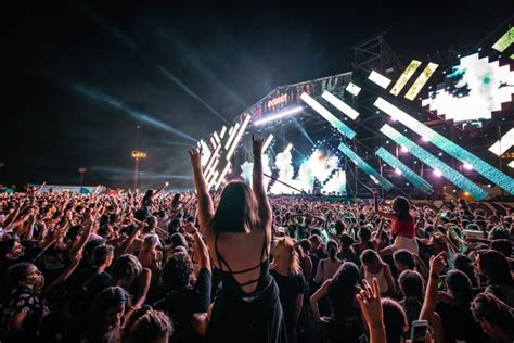 Lollapalooza Argentina Confirma Los Horarios Por Día De Su Séptima Edición Perfil