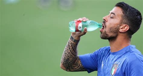 Geboren 25 maart 1993) is een italiaanse voetballer die speelt als. Real Madrid : le club intéressé par un international italien