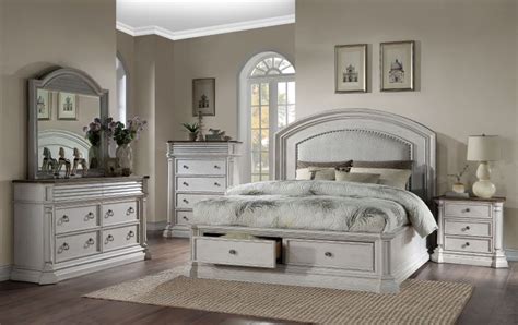 Accent your bedroom with the perfect vintage design, using this unique and stylish armoire. Acme | 28270 York Shire Antique White Bedroom Set | Free ...