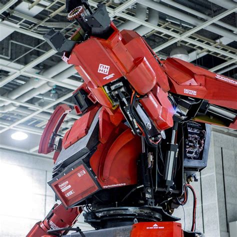 Kuratas Un Robot De Combate Personal Al Estilo De Mazinger Z