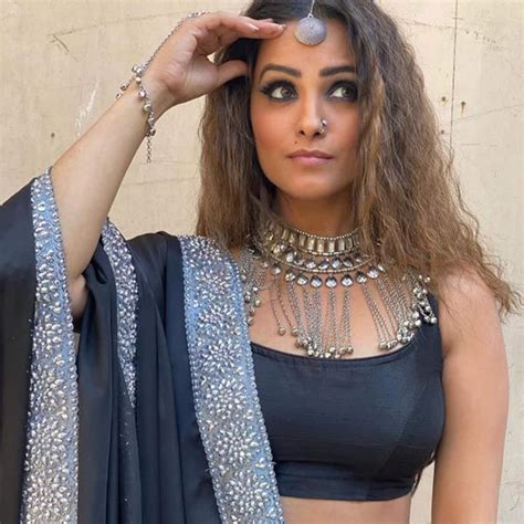 naagin 4 actress anita hassanandani looks drop dead gorgeous in her latest look from the show