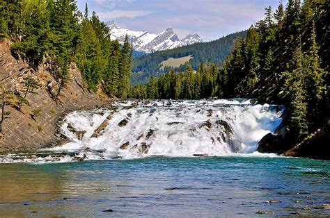 Best Time To See Bow Falls In Banff And Jasper National Parks 2020