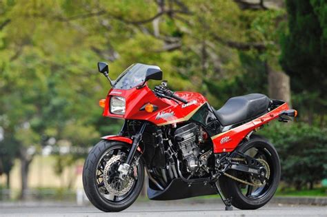 Une Kawasaki Gpz 900 R Ninja Sur Base De Z900rs Moto Station Moto