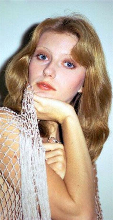Pin By Hannah On Celebrity Archives Bebe Buell Groupies Almost Famous