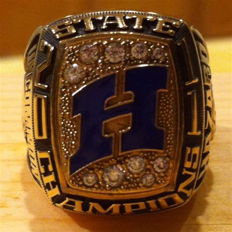Class 1a 2011 State Football Championship Ring For The Hazard Bulldogs