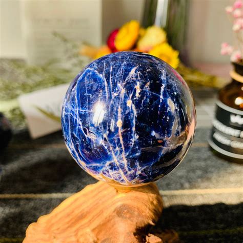 Natural Polished Rocks Blue Veins Stone Crystal Sphere Gems Quartz Ball