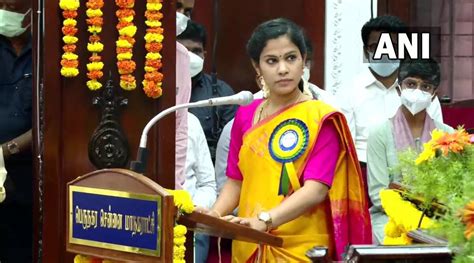meet 28 year old r priya chennai s first dalit woman to become mayor