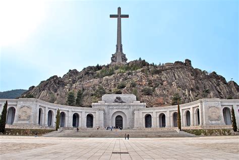 Monumento Nacional De Santa Cruz Del Valle De Los Caidos