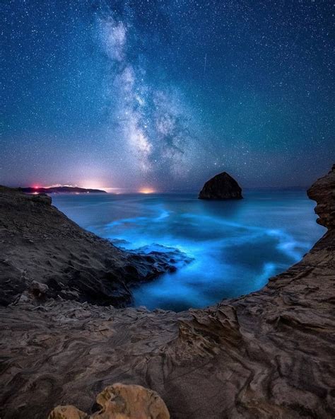 At Night By The Oceanside Milky Way Flow ☄ Photography On Instagram