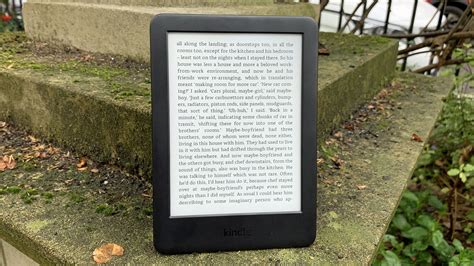 Amazon Kindle E Kindle Paperwhite A Confronto Qual è Il Lettore Di E