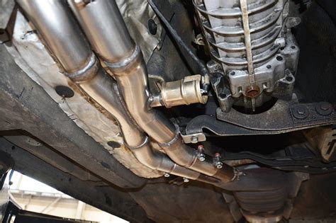 Your boring oe rear muffler. Performance sport exhaust for BMW E30 320i, BMW E30 320i Kat (Sedan - Coupè -Touring - Cabrio ...