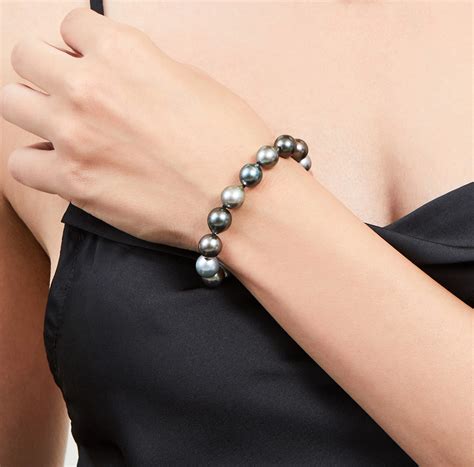 How To Wear Black Pearls The Pearl Source Blog