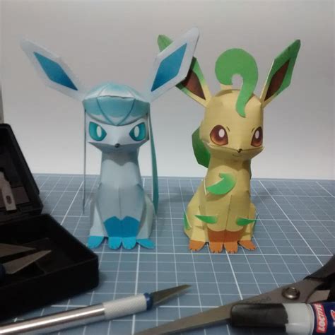 Pokemon Papercraft Glaceon And Leafeon By Denissensei On Deviantart