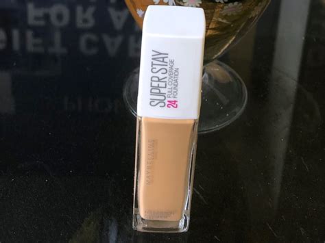Maybelline Superstay 24 Hour Full Coverage Foundation Review, Swatches
