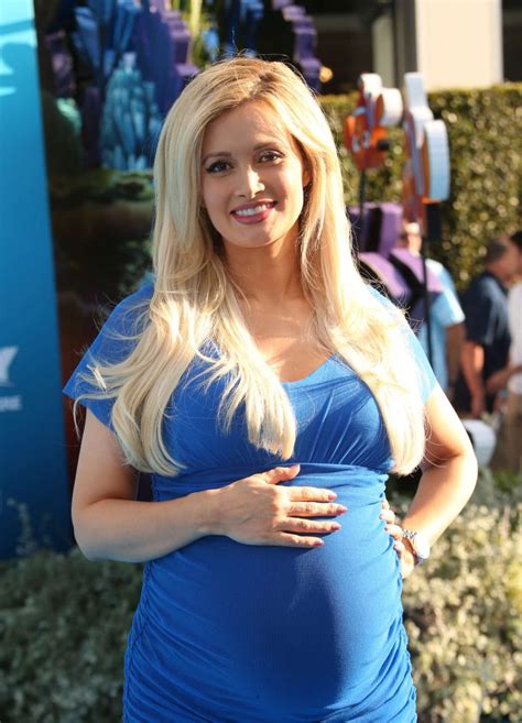 Holly Madison ‘finding Dory’ Premiere In Hollywood Gotceleb