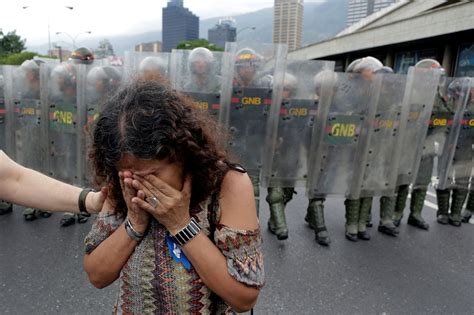 Venezuelas Humanitarian Crisis Univision News Univision