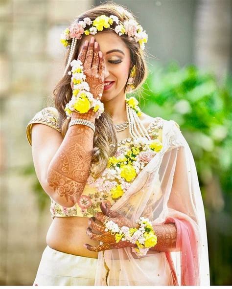 Stunning Flower Jewellery For Haldi And Mehendi Ceremony